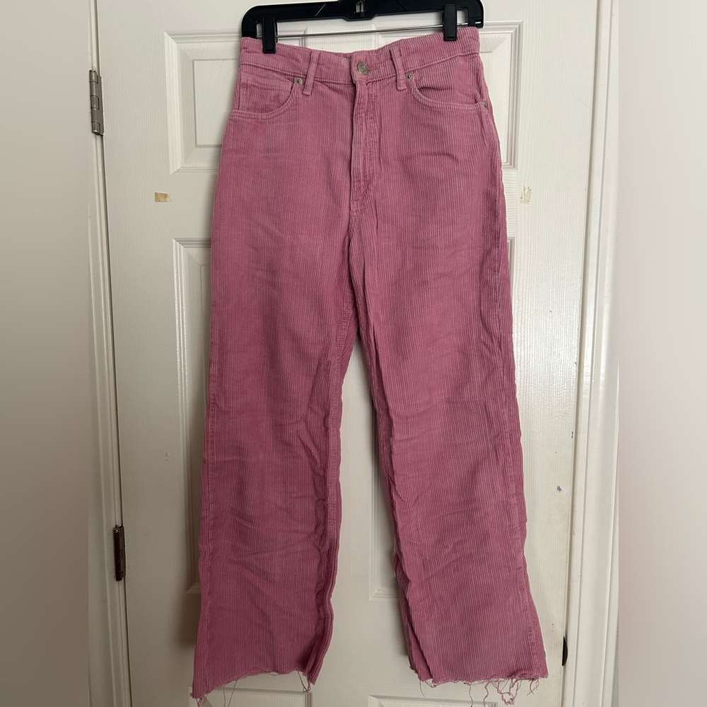 High Waisted Corduroy Pants- size 8 in pink